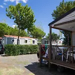Les Champs Blancs Camping