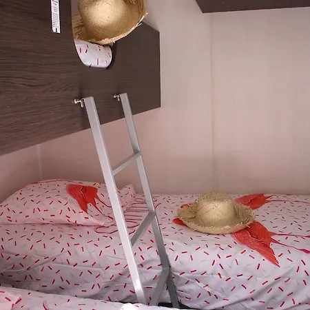 Les Champs Blancs אגדה