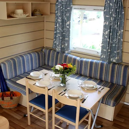 Les Champs Blancs 5*