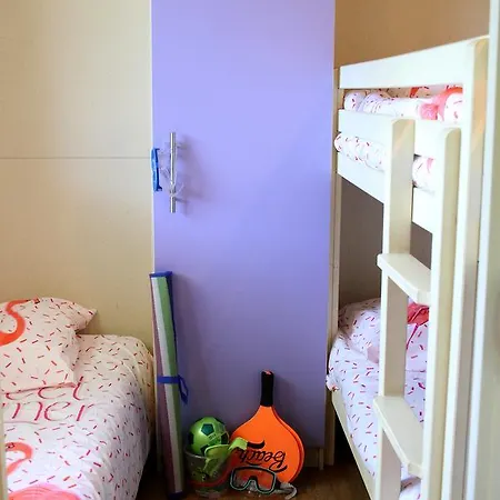 Les Champs Blancs Кемпінг Агд