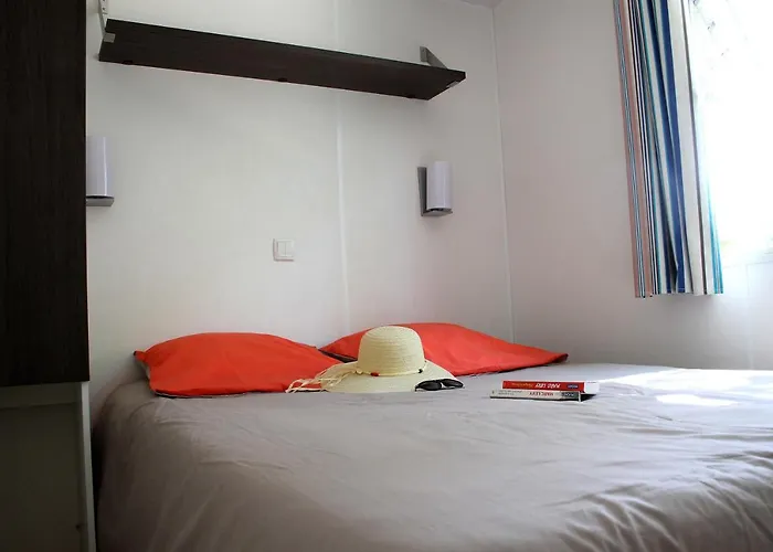 キャンプ場 Les Champs Blancs