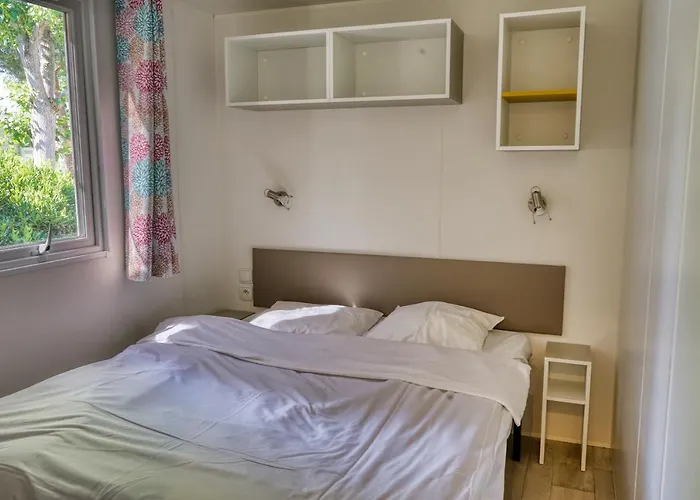 キャンプ場 Les Champs Blancs