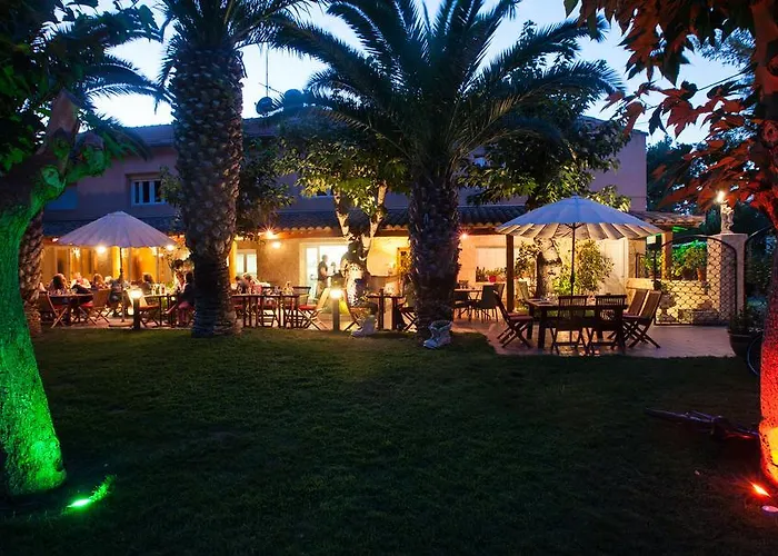 Les Champs Blancs キャンプ場 アグド