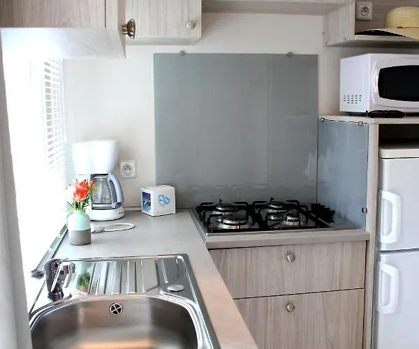 Les Champs Blancs キャンプ場