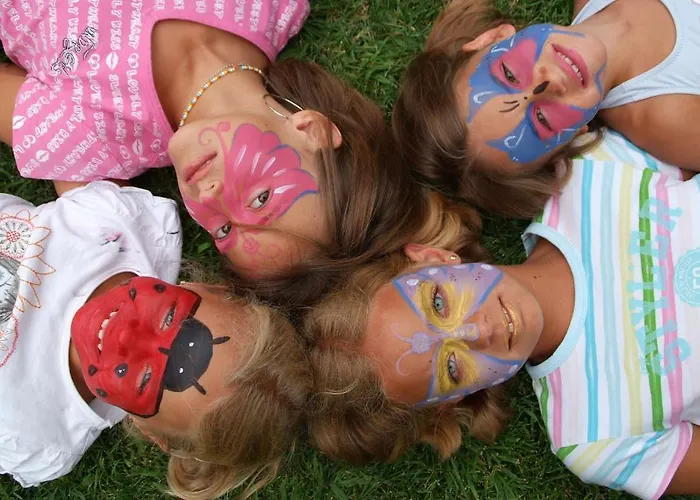 Les Champs Blancs キャンプ場 5*