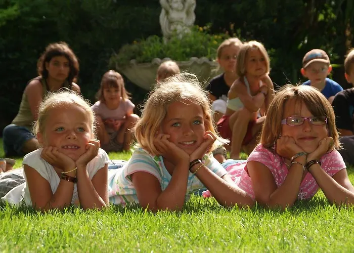 Les Champs Blancs キャンプ場 アグド
