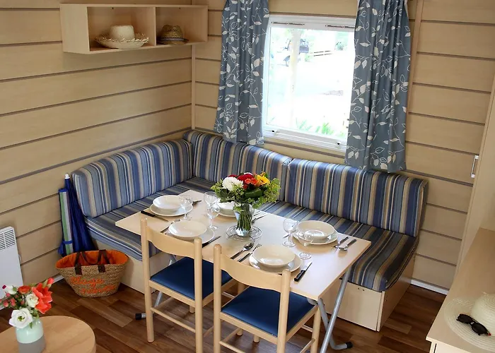 Les Champs Blancs 5*