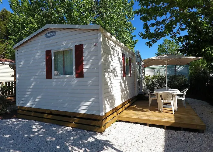 キャンプ場 Les Champs Blancs