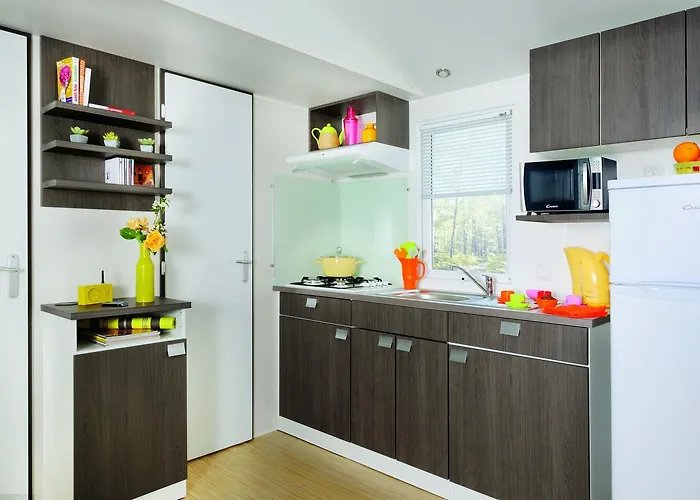 Les Champs Blancs キャンプ場 アグド