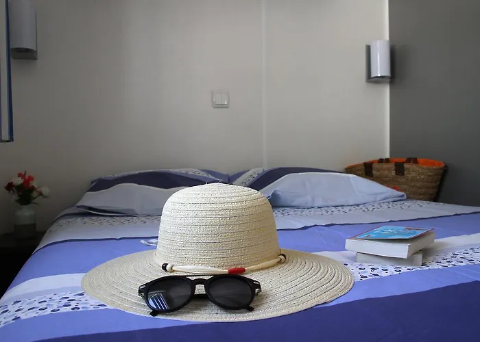 Les Champs Blancs アグド