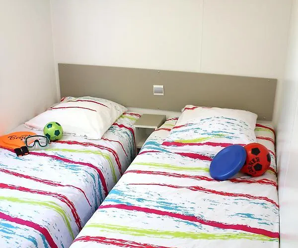 Les Champs Blancs 5*